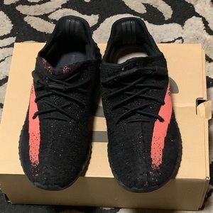 Kid’s Yeezy 350 V2 “Red”